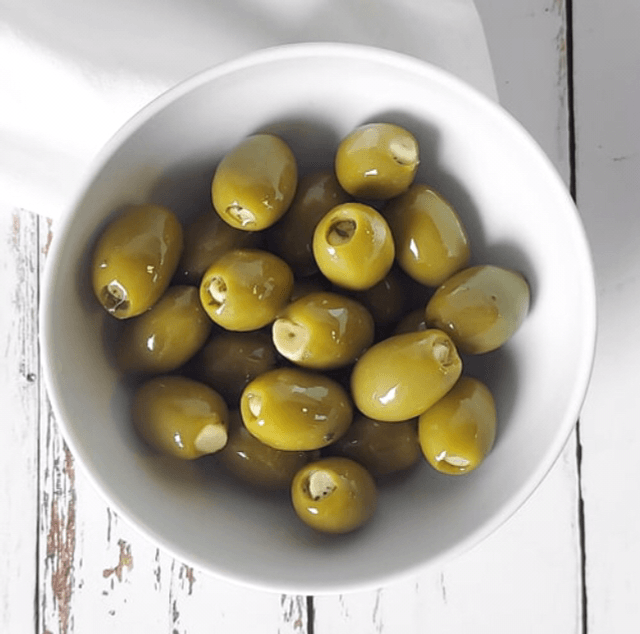 Olives Vertes Farcies à l'Ail Bio - 37€/kg